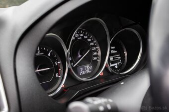 Mazda 6 Combi 2.2 Skyactiv-D, 110kW, M6 - 14