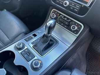 Volkswagen Touareg 3.0 TDI V6 3xR-Line - 14