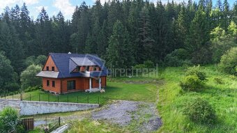 Krásny zrub pri Liptovskej Mare tesne pred dokončením - 14