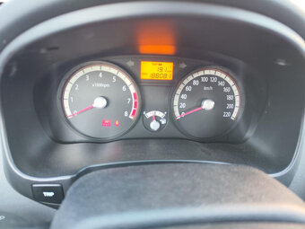 Kia Rio Sporty sedan benzín 2008 - 14