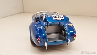 1:18 SHELBY COBRA 427S/C - 14