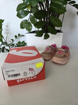 Svietiace tenisky Garvalín veľ.22 - 14