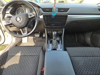 Škoda Superb Combi 1.6 TDI Ambition DSG - 14
