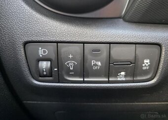 Hyundai Kona EL-64KWh-V ZÁRUCE-TEP.ČERPADLO - 14