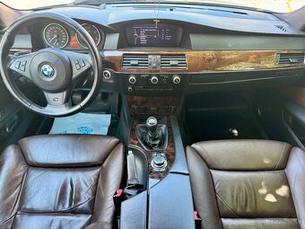 BMW E61 530d LCI INDIVIDUAL -SOFTCLOSE- PANORÁMA - 14