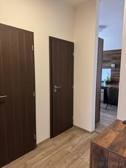 2 Izbový byt v blízkosti Nív a Eurovea - 14