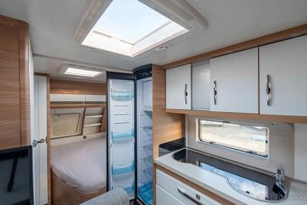 Príves Hobby De Luxe 540 KMFe – Plne vybavený 🚐✨ - 14