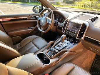 Porsche Cayenne 3.0 TDi 176 kW 2012 8-st automat - 14