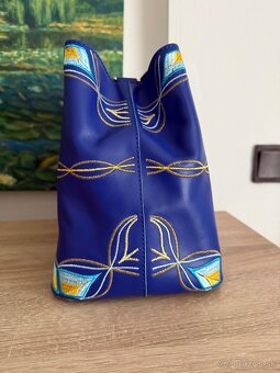 Sara Iris kožená vyšivaná kabelka Dajana Rodriguez - 14