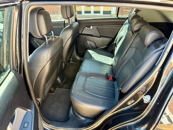 KIA SPORTAGE 2.0CRDI 4x4 AUTOMAT - 14