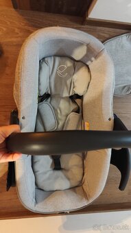 Autosedačka/vanička + otočný  isofix Jané Matrix Light 2 - 14