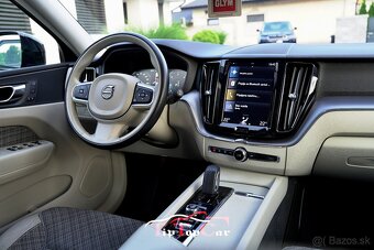 ⏩ Volvo XC60 B4 Momentum AWD A/T - 14
