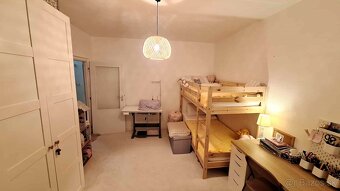 EXKLUZÍVNY PREDAJ-Kompletne prerobený 2 izb.byt s loggiou KN - 14