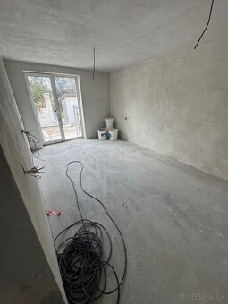 Novostavba RD 330m2 - 14