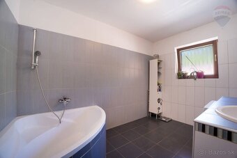 5-izbový rodinný dom s garážou v Kalinkove - 14