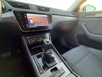 Superb Combi 2.0TDI DSG 58tis km DPH ČR FACELIFT, KAMERA,ACC - 14