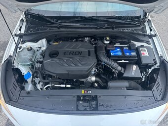 Hyundai i30 CW AUTOMAT 1.6 CRDi 85kw Family SR vozidlo - 14