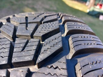 215/65 r17 zimne pneumatiky hankook. - 14