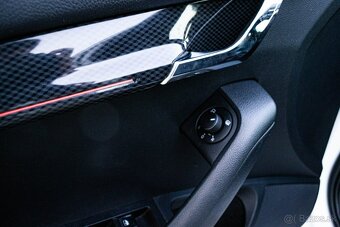 Škoda Octavia Combi 2.0 TDI RS DSG 4x4 - 14
