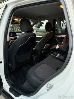 BMW X1 18D Xdrive A/T Slovák 2/2022 - 14