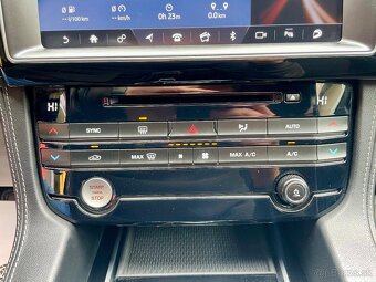 Jaguar F-Pace 2.0D I4 240k R-Sport AWD A/T - 14