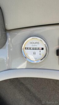 Motorový čln Bayliner 2005 3.0 mercruiser  101kw - 14