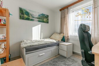Na predaj pekný dom so záhradou - 14