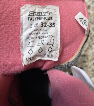 KOLIESKOVÉ KORČULE - 14