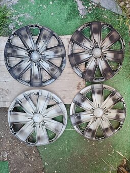 Originálne puklice VW - R16 - 14