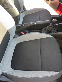 Škoda Fabia kombi 1.0 TSI 70kW (95 koní) - 14