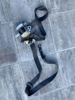 Kia rio 2012 - Interierové komponenty a časti. - 14