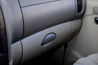 Mahindra Goa 2.2 16V CRDe GLX - 14