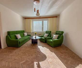 5 izb. RD Hradec(PD) - velký pozemok 1965 m2 - posledný dom - 14