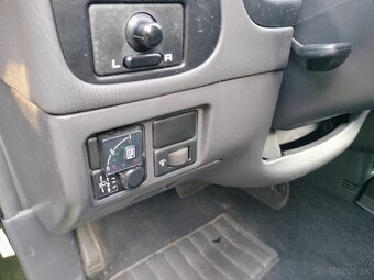 Nissan Pathfinder 3.3i V6 110kw AT/3 ROK 1999 LPG PRINS - 14