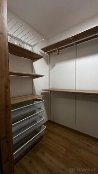 NADŠTANDARDNÝ 2 IZBOVÝ BYT V TOP LOKALITE PRI CENTRÁLI - 14