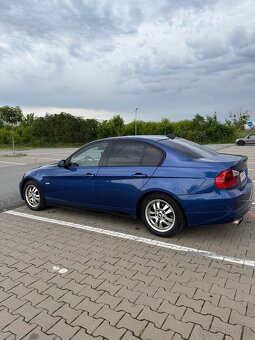 Bmw E90 318d - 14