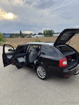 Škoda Octavia Combi Laurin&Klement 2.0TDI CR DSG - 14