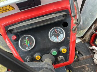 Traktor Steyr 8075 4x4 - 14