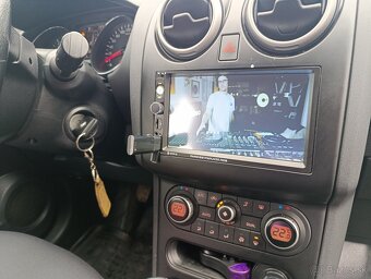 Nissan Qashqai 2.0dCI 4x4 110kw - 14