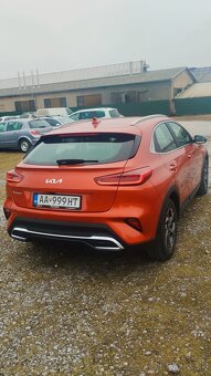 2025 KIA XCEED 1,5 T-Gdi, 103kW, najazdené 3200km - 14