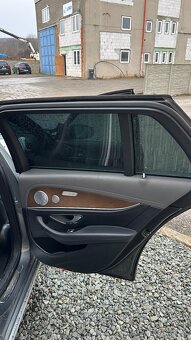Mercedes-Benz E250 - 14