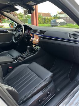 ŠKODA Superb L&K 2.0TDi 2021 110kw DSG VIRTUAL/360° KAMERY - 14