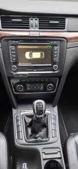 Predám Škoda Superb 1.8T 4x4 sedan - 14