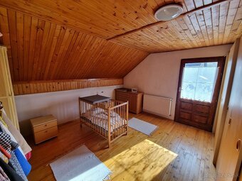 Hriňová ako na dlani - priestranný rodinný dom - 14