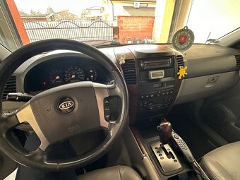 Kia Sorento - 14