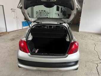 Peugeot 207 5DVÉŘ 1.4i PŮVOD ČR + ZIMNÍ KOLA - 14