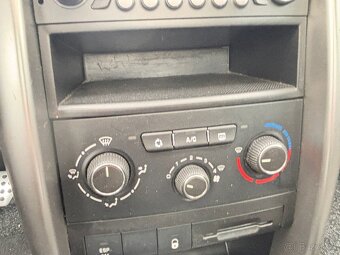Peugeot 207 CC  C A B R I O   1,6I - 14