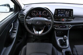Hyundai i30 1.5 T-GDi mHEV iMT Family - 14