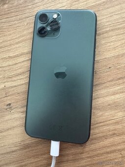 iPhone 11 black - super stav - v záruke - 14