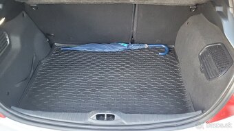 Peugeot 208 GTi ( 200 PS ) - 14